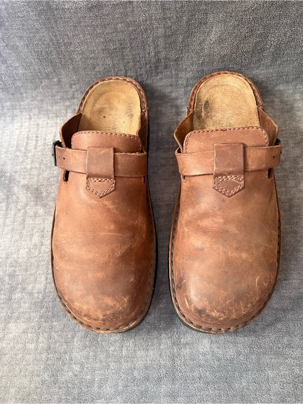 Naot Fiord Clogs Mens EU 45 US 12 Crazy Horse Leather Slip On Mule Buckle Strap - Picture 15 of 16